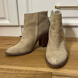 Steve Madden suede bootie